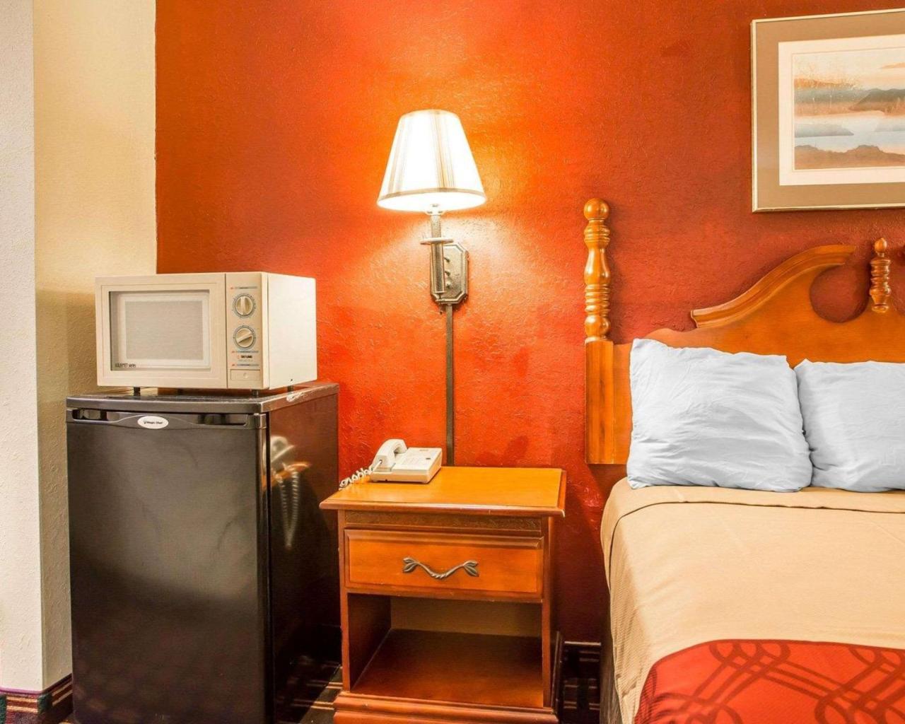 Rodeway Inn Montpelier Kültér fotó